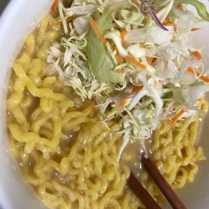 シンプル♪シンプル♪生麺で醤油ラーメン(*^^*)